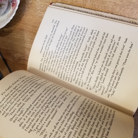 The Family Nobody Wanted - Picture 12 of 14